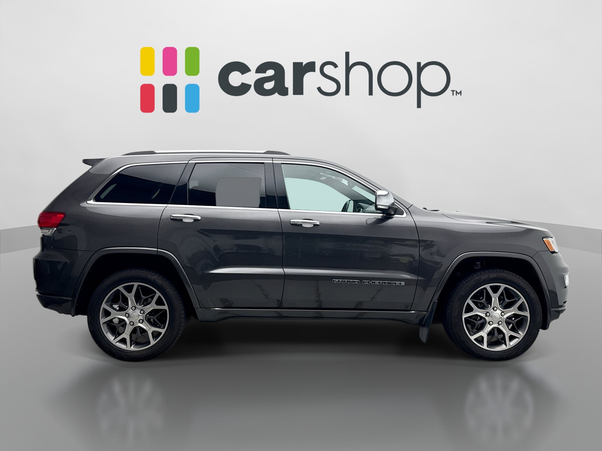 Used 2020 Jeep Grand Cherokee Overland AWD/4WD image 6