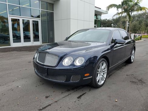Used 2013 Bentley Flying Spur Flying Spur image 2