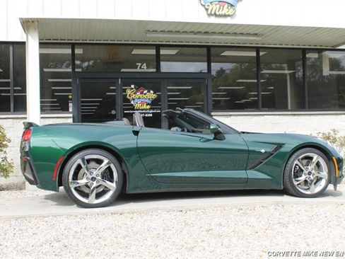 Used 2014 Chevrolet Corvette Stingray Convertible w/ 3LT Preferred Equipment Group RWD image 40
