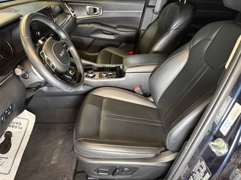 Used 2023 Kia Sorento EX AWD/4WD image 20