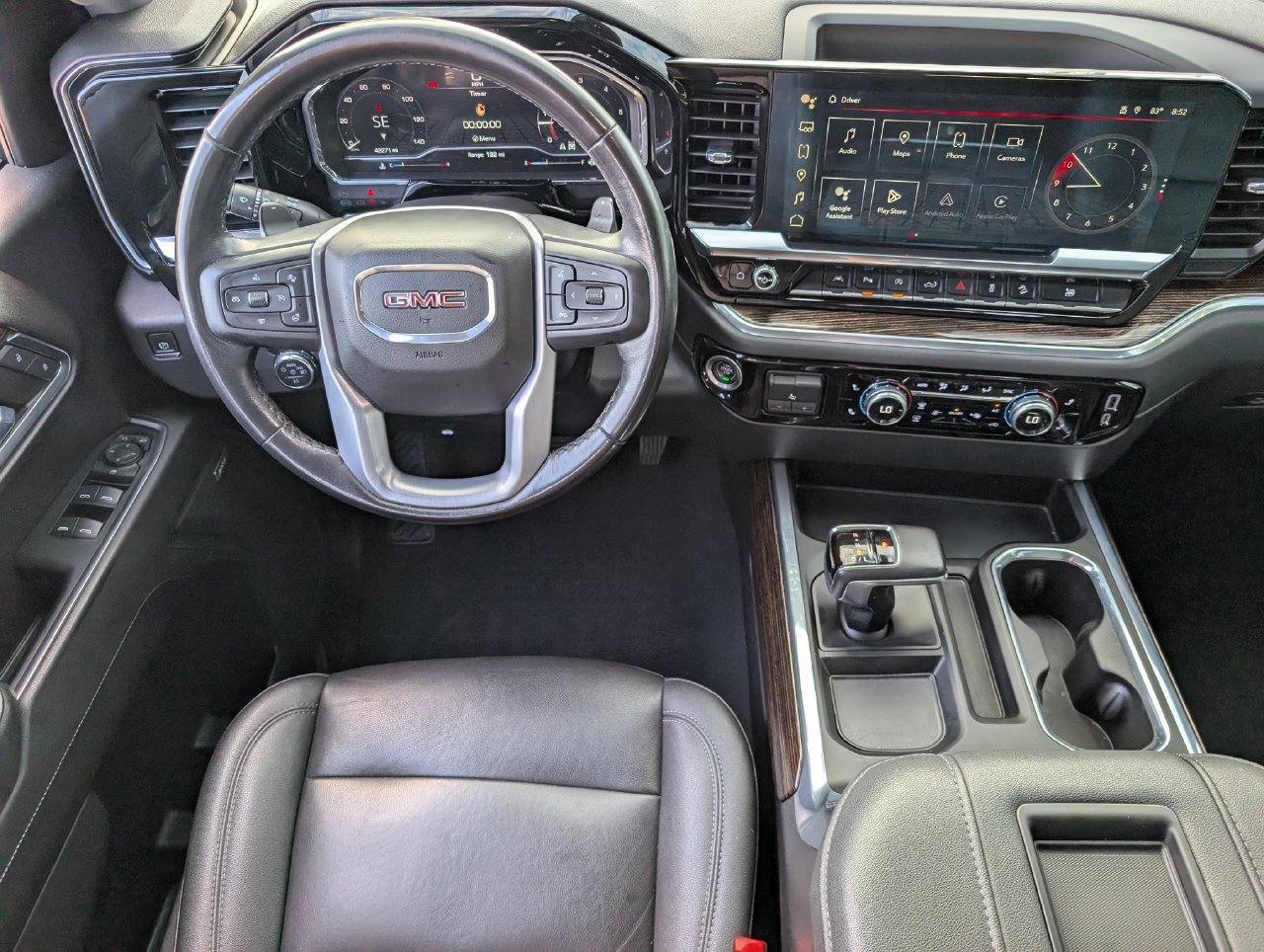 Used 2022 GMC Sierra 1500 Elevation w/ Elevation Premium Package AWD/4WD image 10