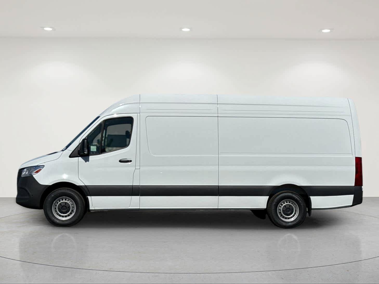 New 2027 Mercedes-Benz Sprinter 2500 image 3