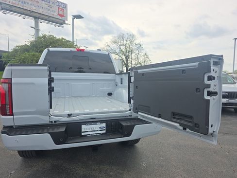 Certified 2025 Ford F150 Platinum w/ Equipment Group 702A High AWD/4WD image 13