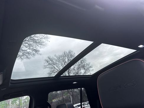 Used 2024 GMC Yukon AT4 image 12