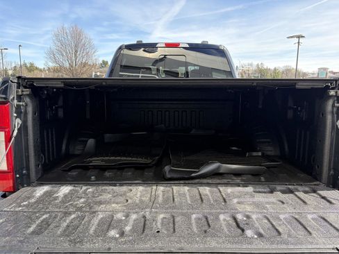 Used 2022 Ford F250 Lariat w/ Tremor Off-Road Package image 7