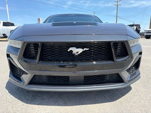 Used 2024 Ford Mustang GT RWD image 2
