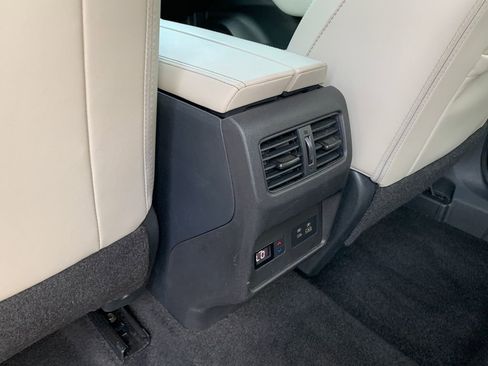 Used 2023 Nissan Rogue SL w/ SL Premium Package FWD image 28