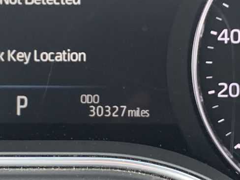 Used 2021 Toyota Avalon Limited w/ Advanced Safety Package image 22