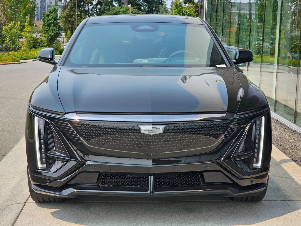 New 2026 Cadillac Lyriq V AWD/4WD image 8