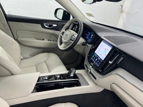 Used 2024 Volvo XC60 T8 Plus w/ Protection Package Premier AWD/4WD image 22