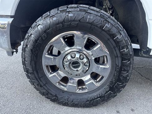 Used 2023 Ford F250 Lariat w/ Lariat Ultimate Package image 7