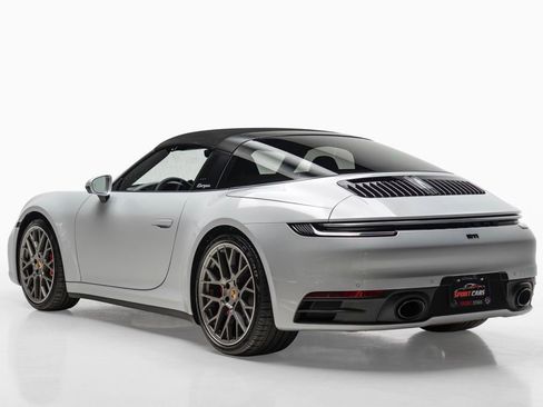 Used 2024 Porsche 911 Targa 4S w/ Premium Package image 11