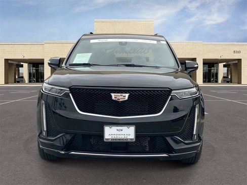 Used 2024 Cadillac XT6 Sport w/ Platinum Package image 2