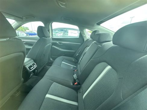 New 2025 Hyundai Sonata SEL image 12