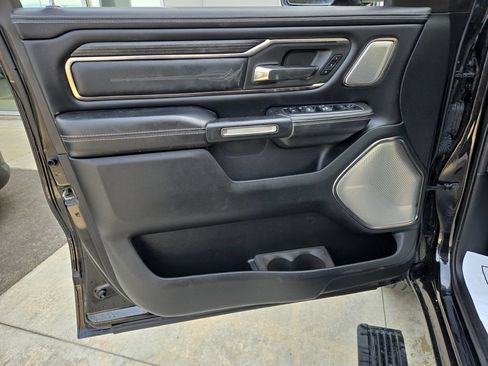 Used 2019 RAM 1500 Limited AWD/4WD image 12