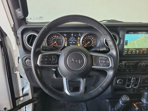 Used 2020 Jeep Gladiator Overland image 26