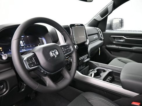 New 2026 RAM 1500 Big Horn AWD/4WD image 16