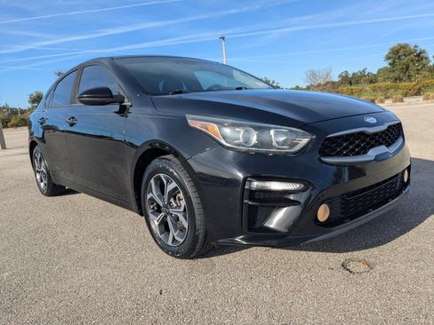 Used 2019 Kia Forte LXS image 27