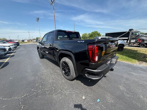 Used 2025 GMC Sierra 1500 Elevation image 6