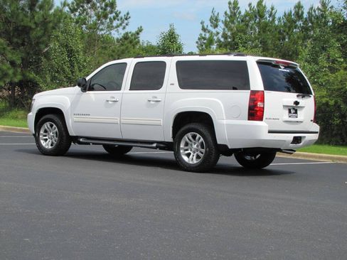 Used 2012 Chevrolet Suburban LT w/ Suspension Package, Off-Road AWD/4WD image 7
