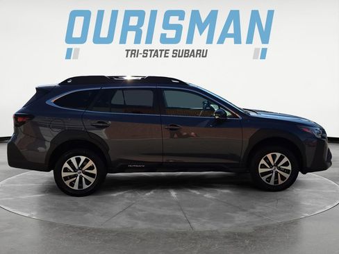 Certified 2025 Subaru Outback Premium AWD/4WD image 7