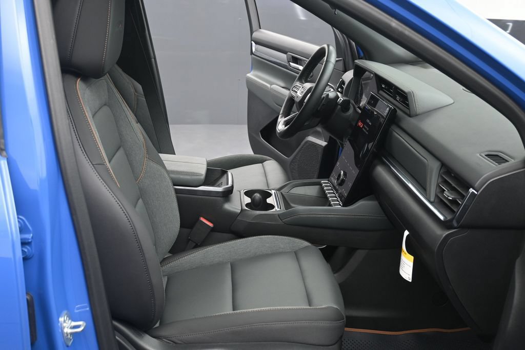 Used 2026 GMC Terrain AT4 AWD/4WD image 11