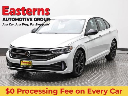 Used 2024 Volkswagen Jetta Sport FWD image 1