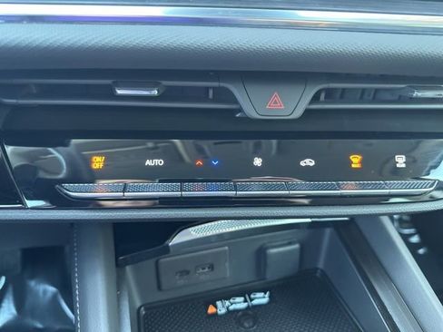 Used 2025 Buick Envision Preferred image 26