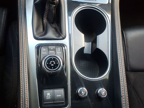 Used 2021 Nissan Maxima SR w/ Sport Mat Group FWD image 27