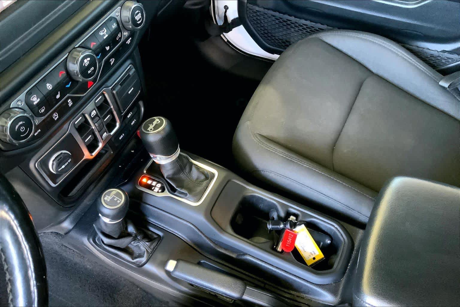 Used 2020 Jeep Wrangler Unlimited Sport AWD/4WD image 16