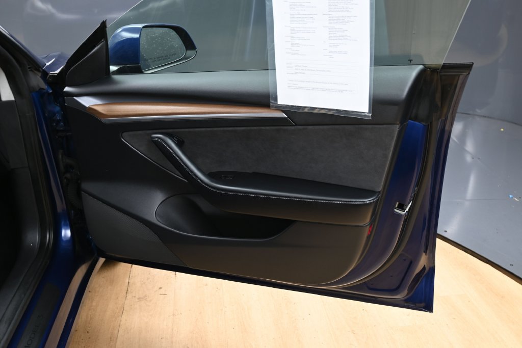 Used 2022 Tesla Model 3 RWD image 32