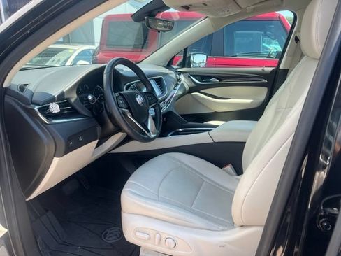 Used 2024 Buick Enclave Essence w/ Technology Package FWD image 9
