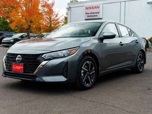 New 2025 Nissan Sentra SV image 3