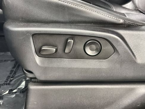 Used 2023 GMC Sierra 1500 SLT w/ SLT Convenience Package image 14