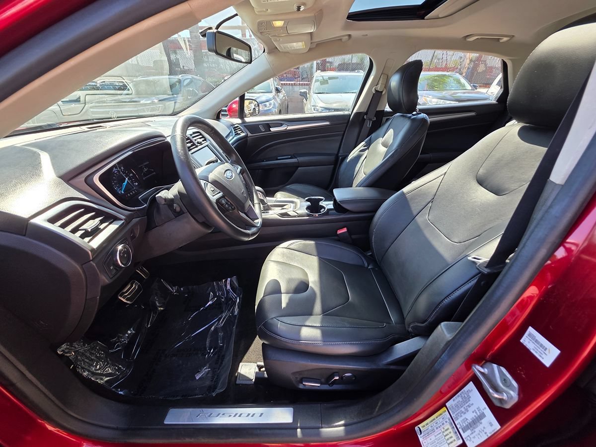 Used 2014 Ford Fusion Titanium FWD image 21