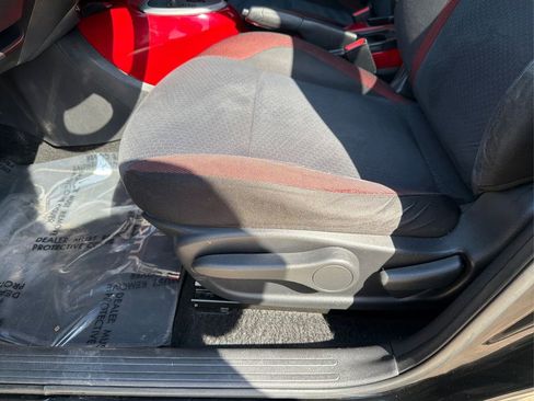 Used 2014 Nissan Juke SV w/ Navigation Package image 20