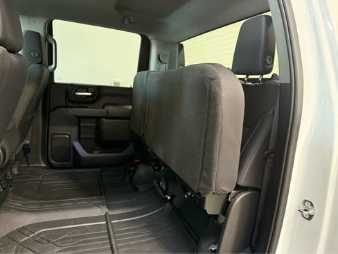 Certified 2025 Chevrolet Silverado 2500 Custom w/ Custom Value Package image 15