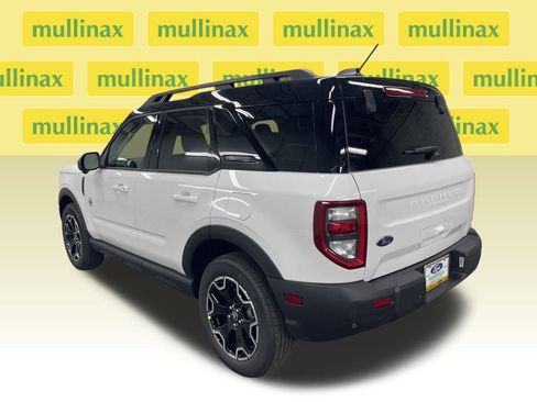 New 2025 Ford Bronco Sport Outer Banks w/ Outer Banks Tech Package+ image 10