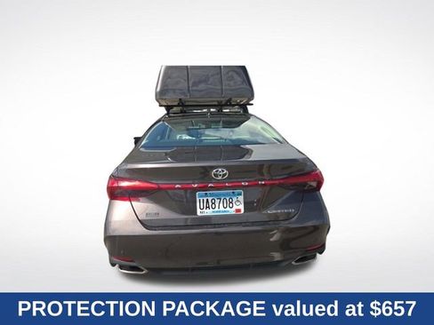 Used 2019 Toyota Avalon Limited w/ Advanced Safety Package FWD image 3