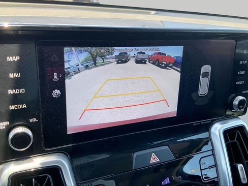 Used 2022 Kia Sorento SX FWD image 27