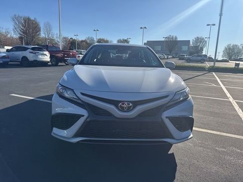 Used 2023 Toyota Camry XSE image 8