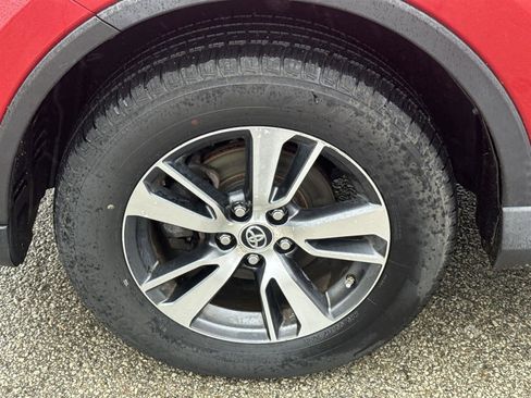 Used 2017 Toyota RAV4 XLE image 11