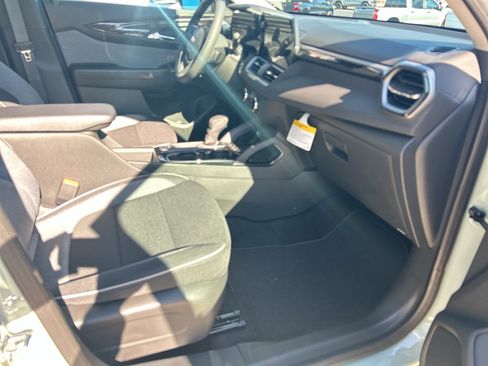 New 2026 Chevrolet TrailBlazer LS image 19