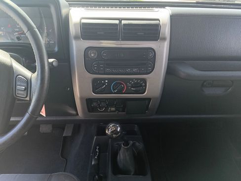 Used 2006 Jeep Wrangler Sport image 16