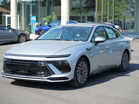 New 2026 Hyundai Sonata SEL image 1