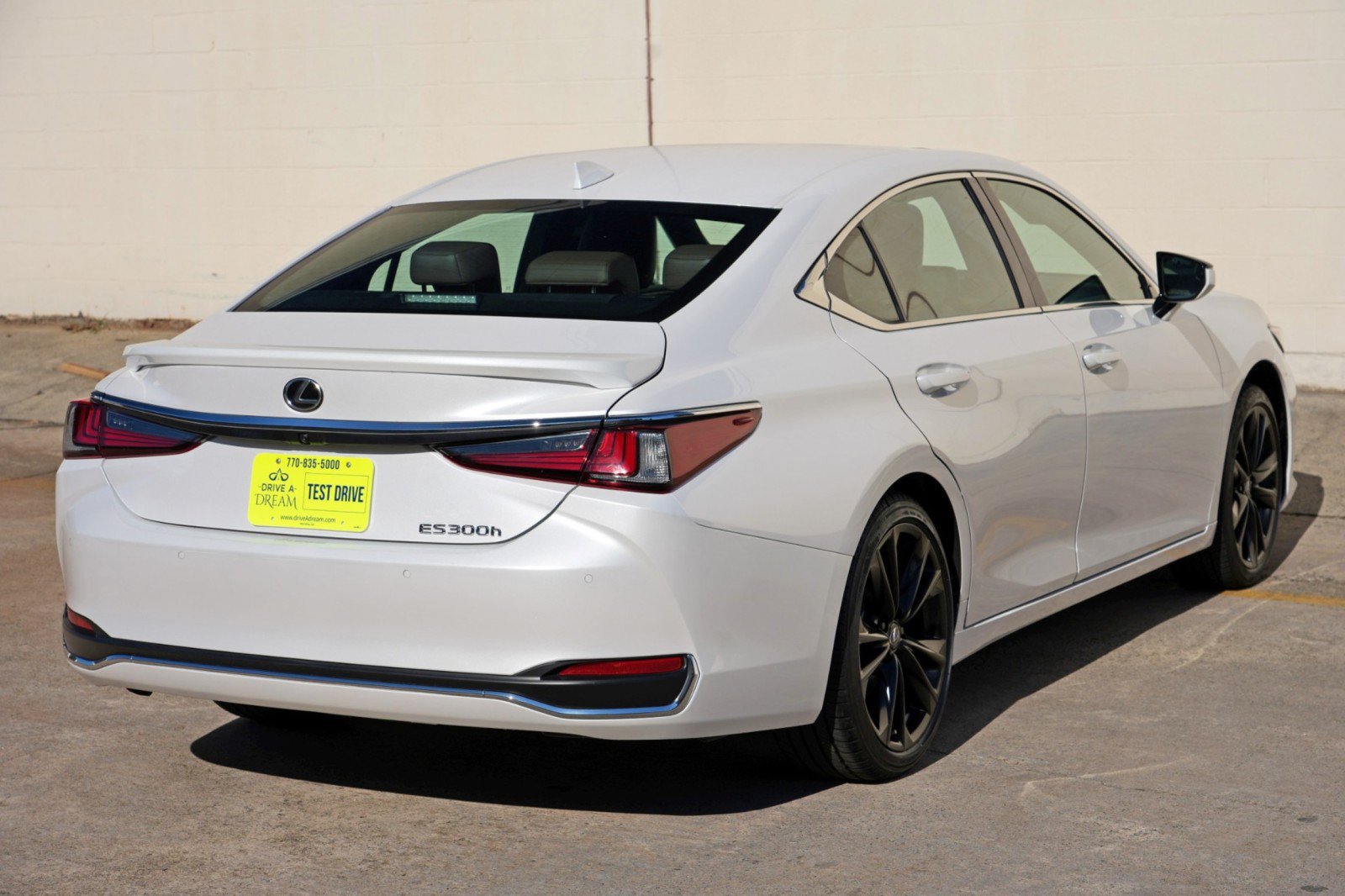 Used 2024 Lexus ES 300h w/ Premium Package FWD image 58