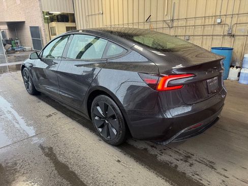 Used 2024 Tesla Model 3 Standard Range RWD image 7