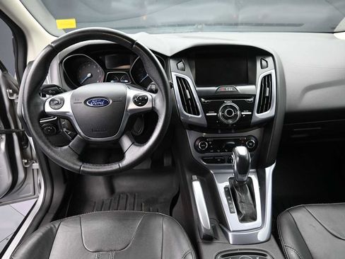 Used 2014 Ford Focus Titanium FWD image 13
