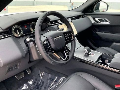 New 2026 Land Rover Range Rover Velar Dynamic SE image 7