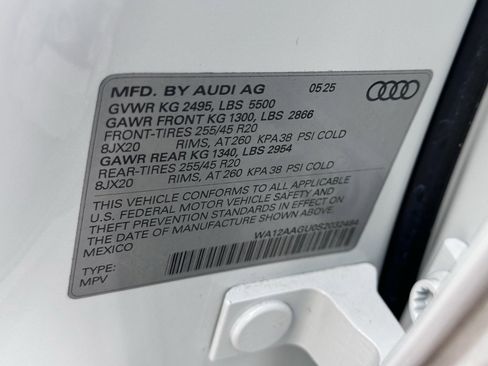 Used 2025 Audi Q5 Premium Plus w/ Premium Plus image 21